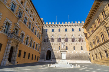Piazza Salimbeni, à Sienne, Italie