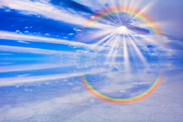 ミラーレイク・ウユニ塩湖にかかる虹