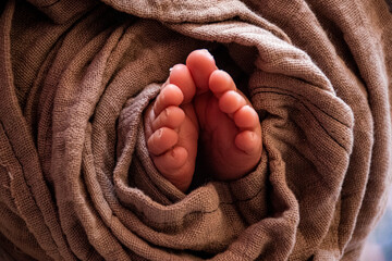 pies de un bebe recién nacido