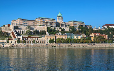 Fototapeta na wymiar The Royal Palace in the Buda Castle of Budapest, Hungary. View from Danube in autumn morning.