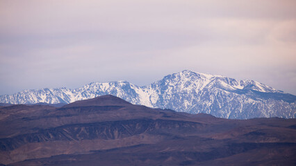 Fototapeta premium Southwest mountains with snow