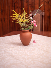  flower bouquet in the flower pot