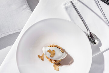 Truffle ice cream with nuts and caramel