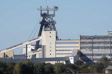 Fototapeta na wymiar Szyb górniczy w kopalni Bogdanka na Lubelszczyźnie.