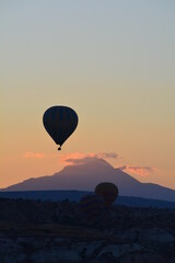 Fototapeta premium Globo aerostático en Capadocia Turquía