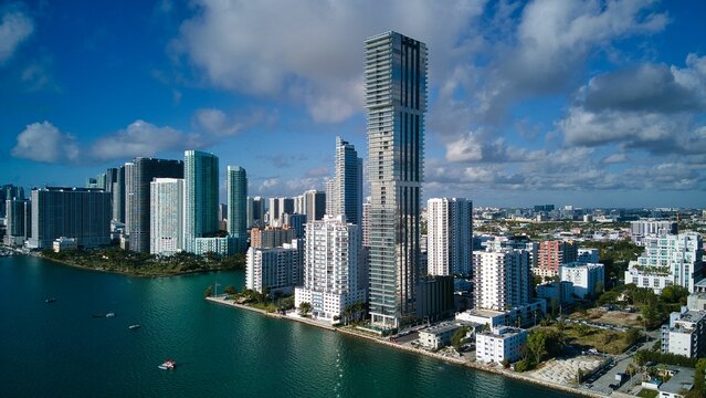 Fototapeta Scenic view of the Miami Edgewater skyline in Miami, Florida