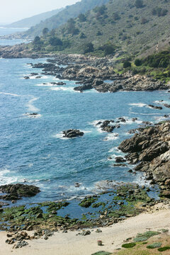 sea and rocks