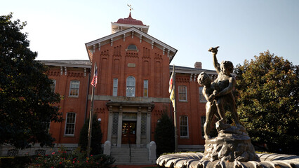 City Hall Court House in downtown Historic Federick, Maryland - obrazy, fototapety, plakaty