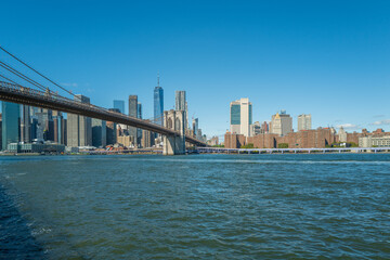 Fototapeta premium East River and Brooklyn Bridge 