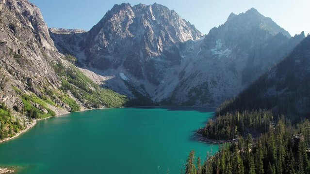 Colchuck Lake at The Enchantments in Leavenworth Washington