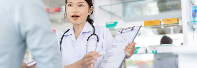 Specialist pharmacists provide advice and assistance to patients who come into the pharmacy or clinic, Prescribe medication as prescribed by a doctor, Service and assistance to patients, Pharmacy.