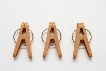 茶色い洗濯ばさみ