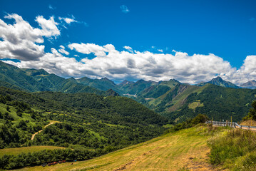 Fototapeta premium Puerto de Pajares, León y Asturias