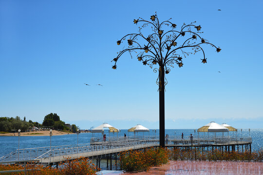  Embankment of Issyk-Kul. Ruh Ordo Cultural complex, Cholpon Ata, Kyrgyzstan