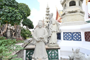 Wat Suthat Thepwararam Ratchaworahawihan temple of the old city in Bangkok, Thailand © Info
