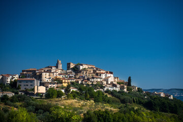 Fototapeta na wymiar Basilicata - San Martino D'Agri collina, montagna, borgo, natura, verde, 
