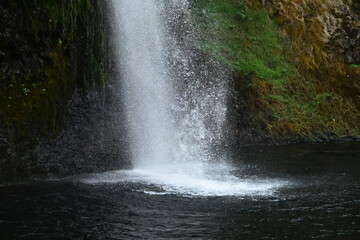 Fototapeta na wymiar waterfall in the rain forest