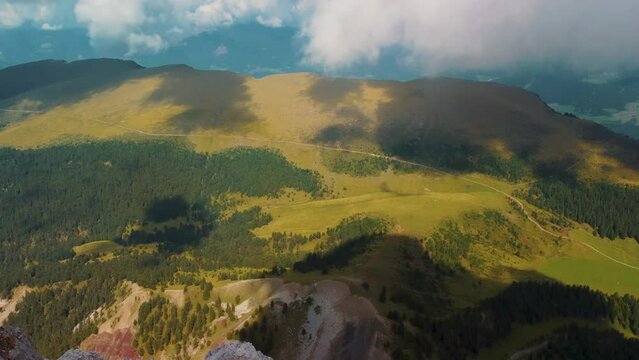 Beautifull Seceda Ridgeline in Italy, breathtaking mountain views, valleys and cliffs.