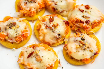 Papdi pizza are mini food bites, Indian kids favourite party snack
