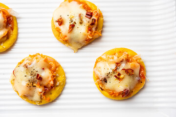 Papdi pizza are mini food bites, Indian kids favourite party snack