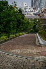 東京港区赤坂8丁目の坂道