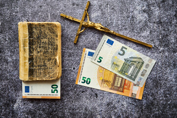 kościół i pieniądze  - obrazy, fototapety, plakaty