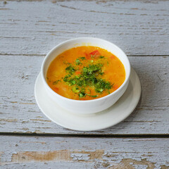 vegetable soup with bread