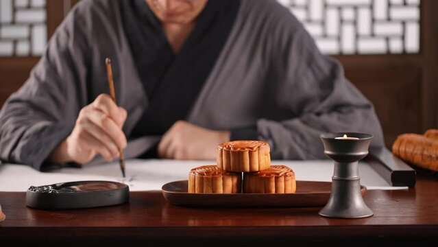 moon cake and chinese tradition culture
