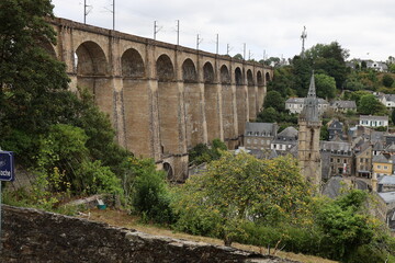 Naklejka premium Le viaduc de Morlaix, viaduc ferroviaire sur la rivière de Morlaix, ville de Morlaix, département du finistère, Bretagne, France