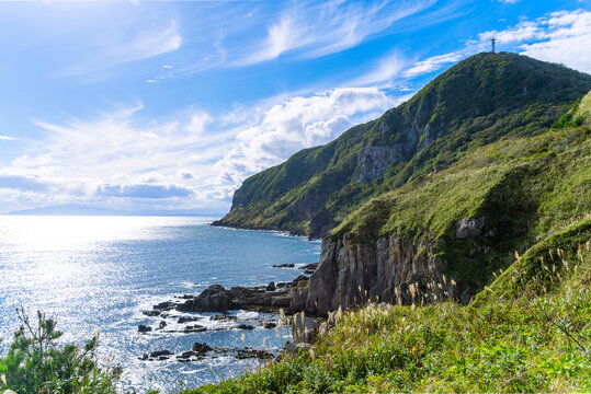 立待岬から見下ろす海の絶景