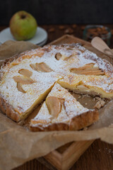 vanilla pear tarte