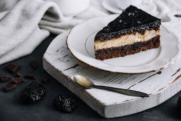Cottage cheese cake with prunes and chocolate