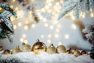 Fototapeta na wymiar Christmas balls on fir branches