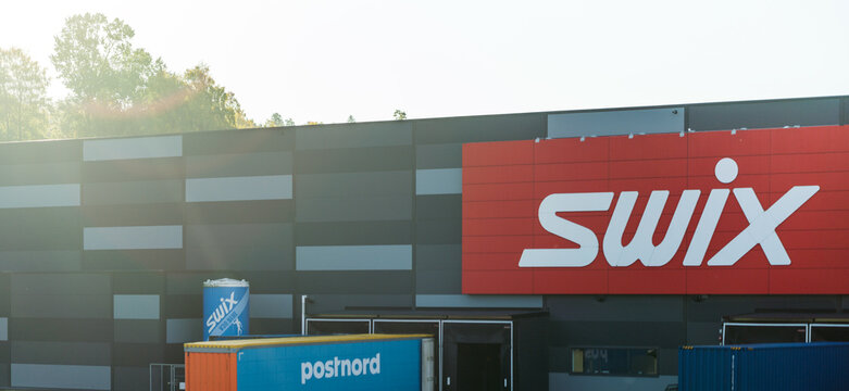 swix warehouse with postnord trailer