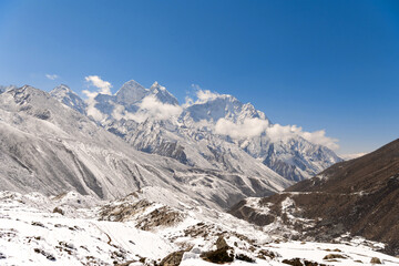 Fototapeta na wymiar Panoramic view of Mount Everest, Himalayas napal