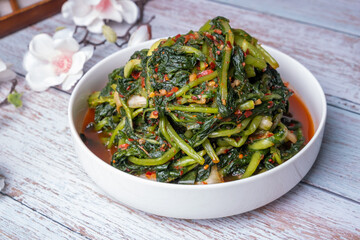 Young Radish Kimchi - Yeolmu kimch