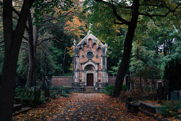 Crypt of the Jung family at the Lutheran Cemetery in Warsaw