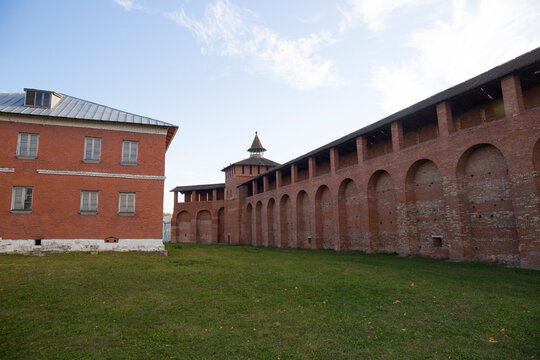 the defensive walls of the Kolomna Kremlin