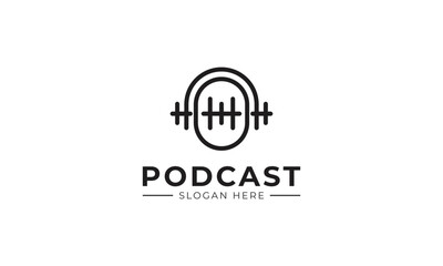 Obraz premium Podcast logo design. podcast icon, logo design template, Podcast or Radio Logo design using Microphone and Bubble chat or talk icon