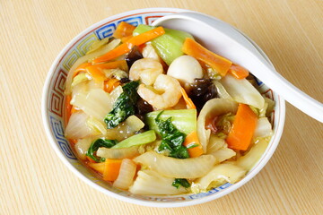 中華丼　中華料理