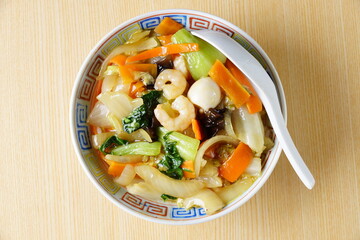 中華丼　中華料理