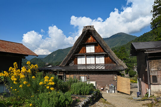 「荻町集落」の写真素材 338件の無料イラスト画像 Adobe Stock
