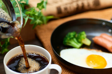 コーヒーと朝食