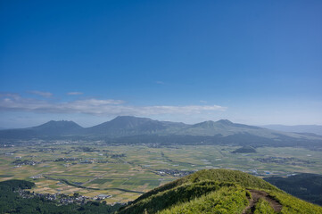 阿蘇, 風景, 空, 自然, 山, 雲, 全景, ヒル, 景色, 森, 草, 緑, 低地, 旅行, 太陽, 木, 夕焼け, いなか, ルーラル, サマータイム, 青