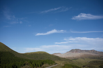 草千里, 風景, 空, 自然, 阿蘇, 山, 野原, 雲, サマータイム, 緑, 牧草地, ヒル, いなか, ルーラル, 山, 景色, 低地, 秋, 旅行