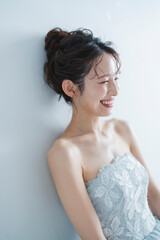 ウェディングドレスを着た花嫁