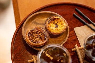 아메리카노와 에그타르트, Americano and egg tarts