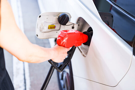 ガソリン満タン の画像 136 件の Stock 写真 ベクターおよびビデオ Adobe Stock