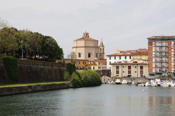 Fototapeta na wymiar Harbour in Livorno, Toscana, Italy 