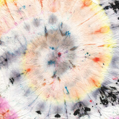 Batik Spiral Spiral Painting.  Rainbow Die Hippie